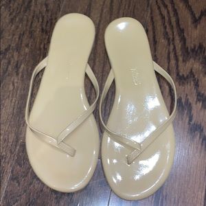Glossy Tkees flip flops